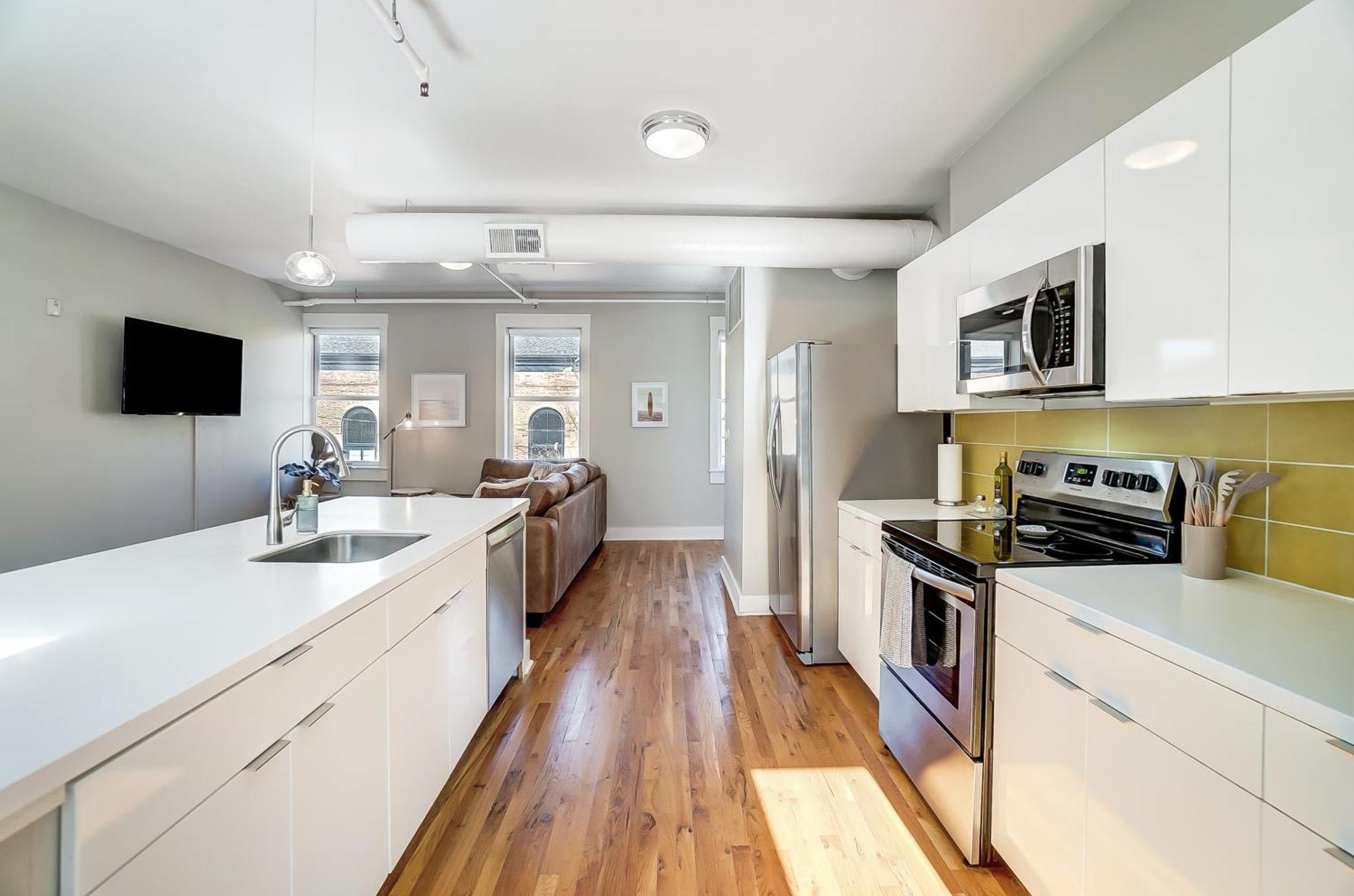 Sunny Downtown Apartment, Walk To Washington Park! Cincinnati Kültér fotó
